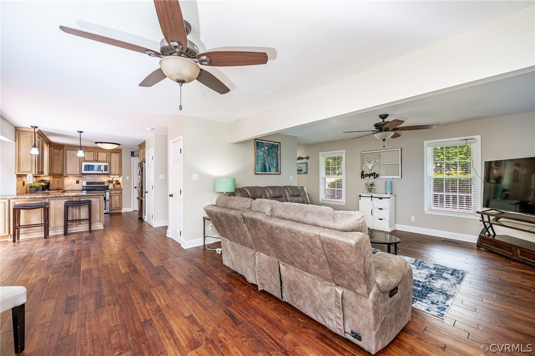 1697 Indian Pipe Ct