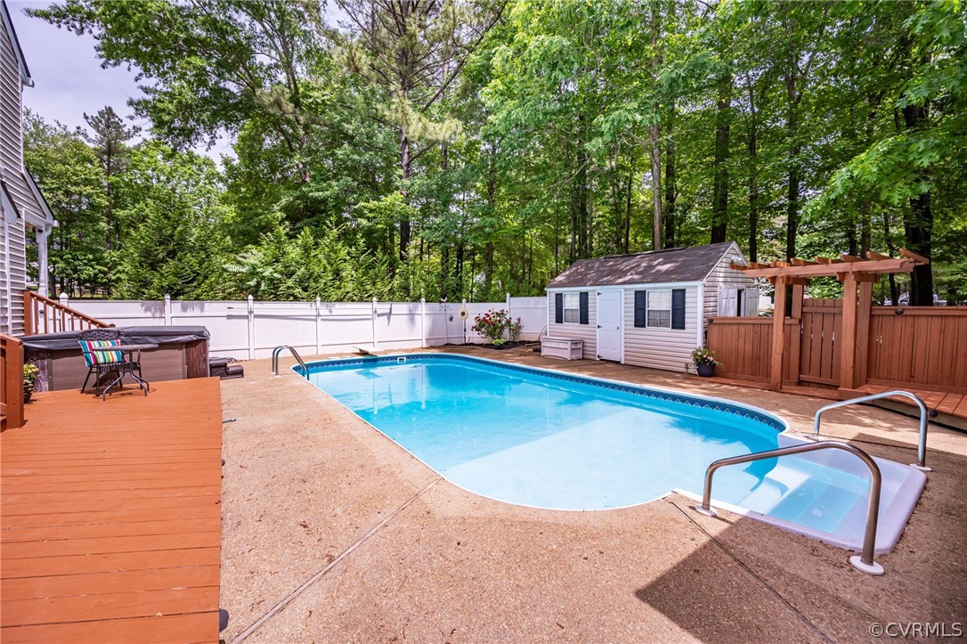 1697 Indian Pipe Ct