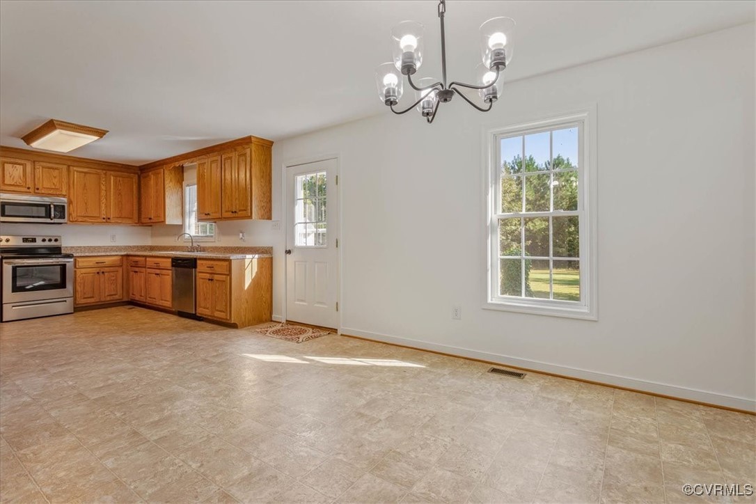 12827 White Oak Rd
