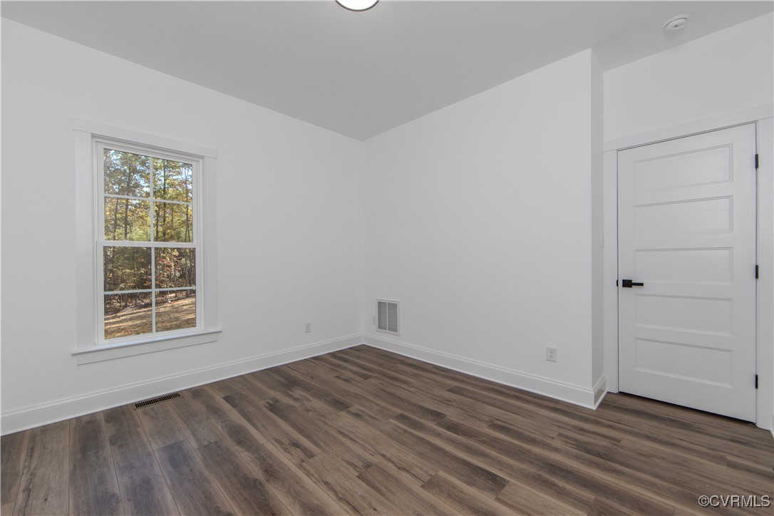 225 Old Buckingham Rd