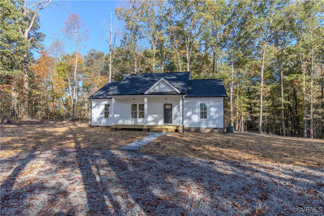 225 Old Buckingham Rd