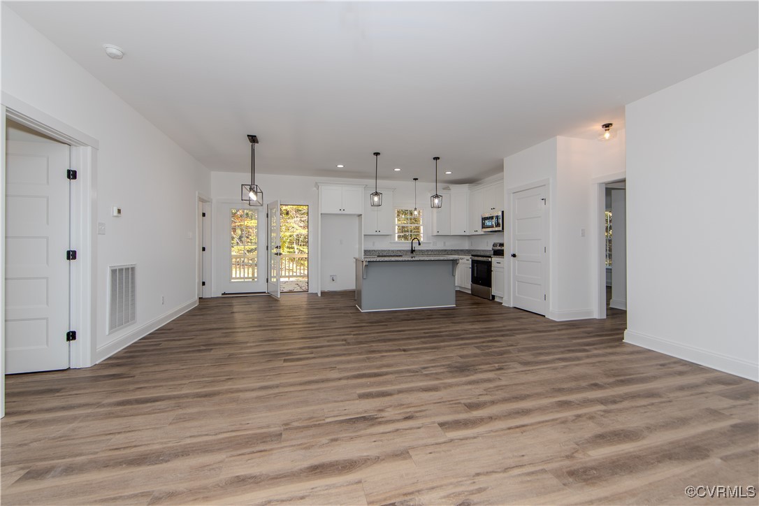 225 Old Buckingham Rd