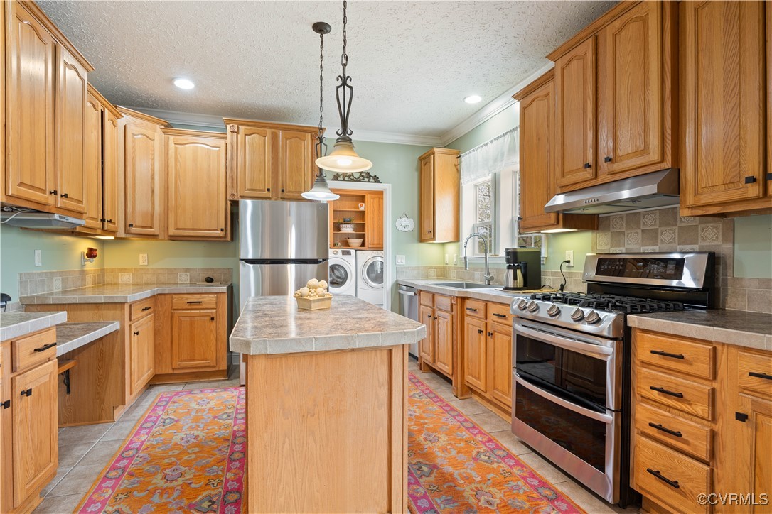 2679 Poplar Forest Dr
