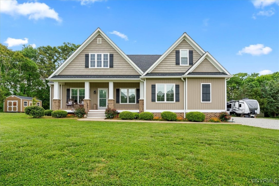 1126 Sparrows Ln