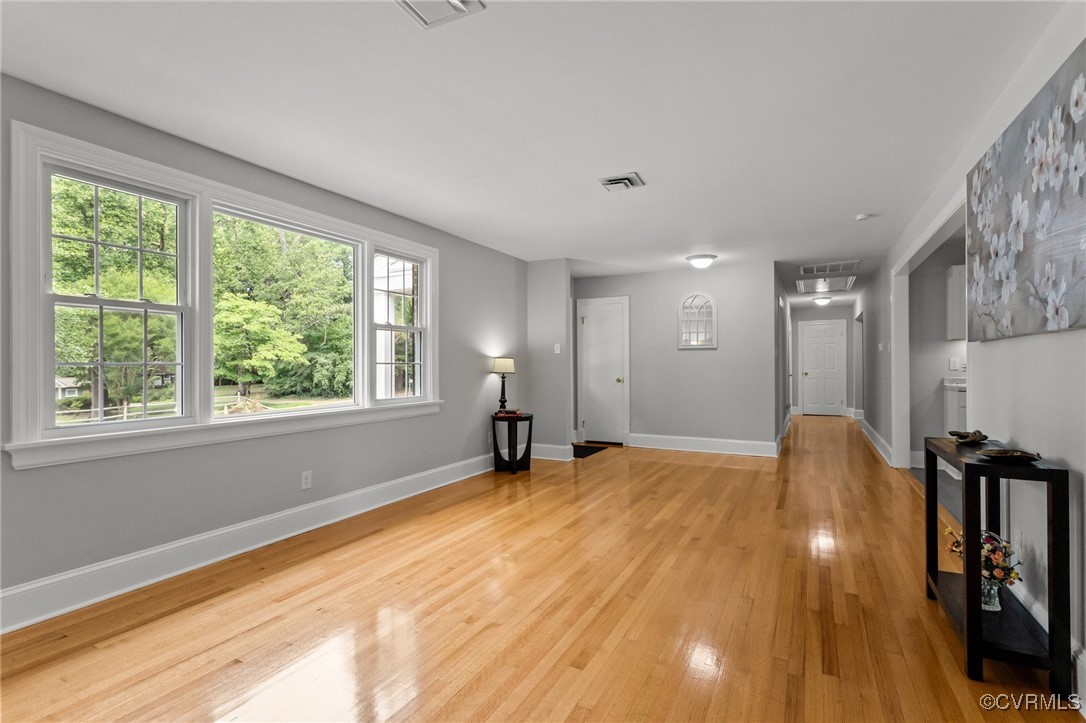 4019 Collingbourne Rd