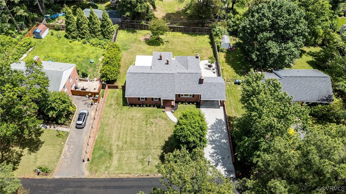 4019 Collingbourne Rd