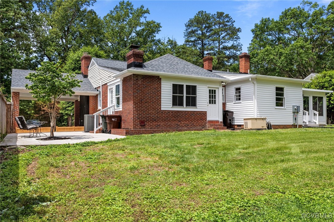 4019 Collingbourne Rd