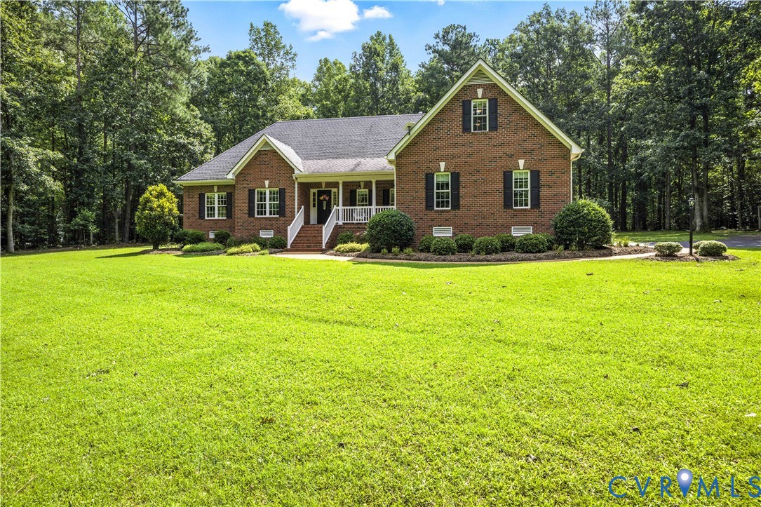 2700 Maple Grove Ln