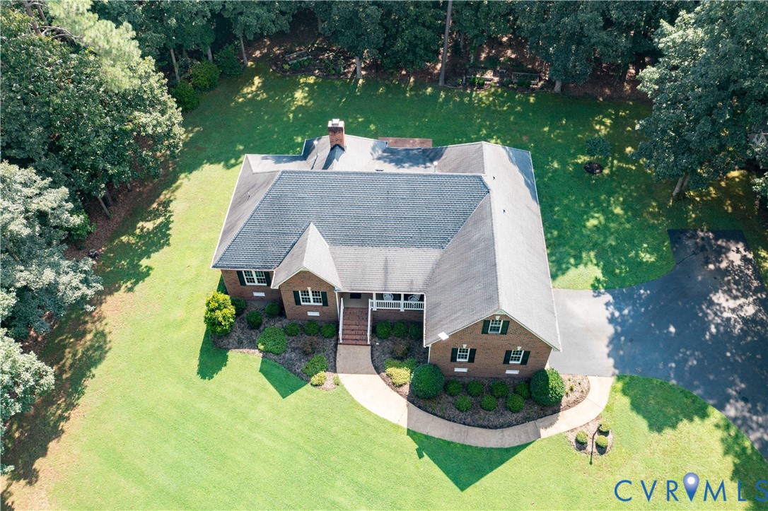 2700 Maple Grove Ln