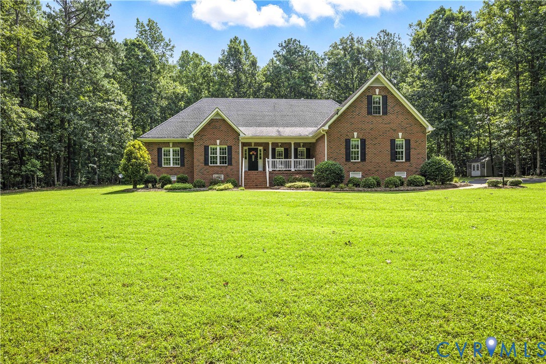 2700 Maple Grove Ln