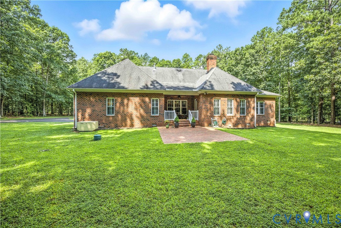 2700 Maple Grove Ln