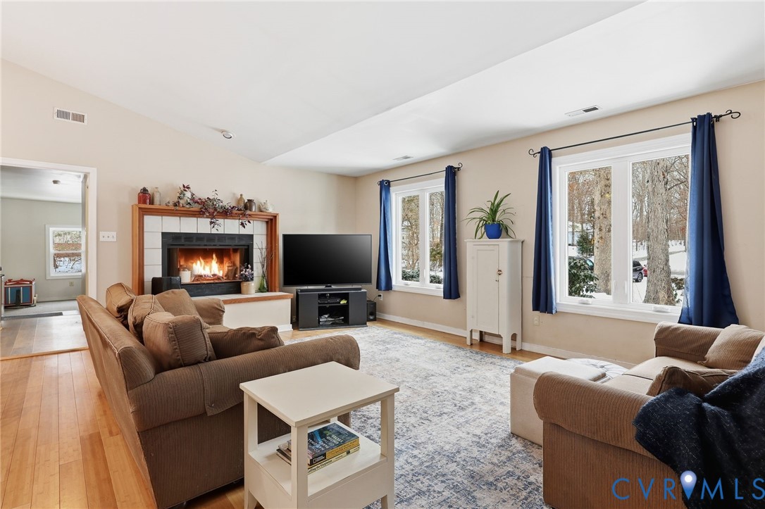 3225 Sherwood Ridge Way