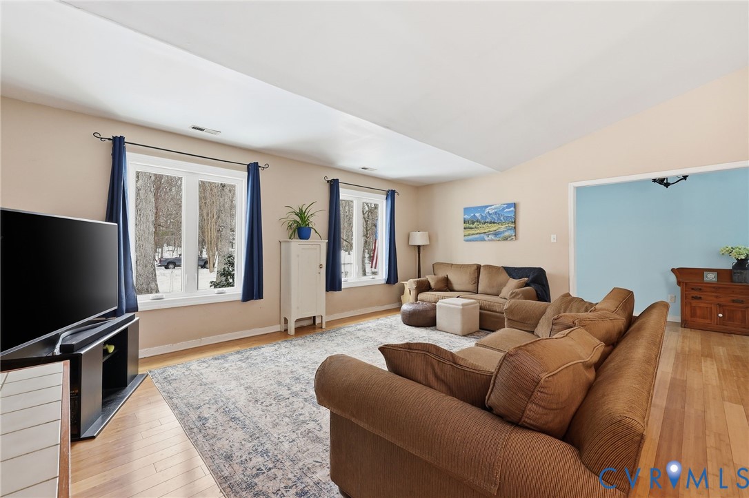 3225 Sherwood Ridge Way