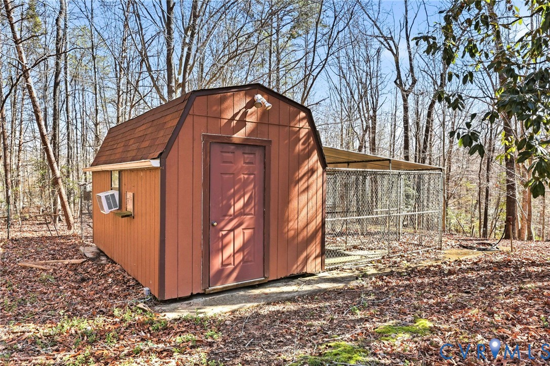 2410 Gobbler Ridge Rd