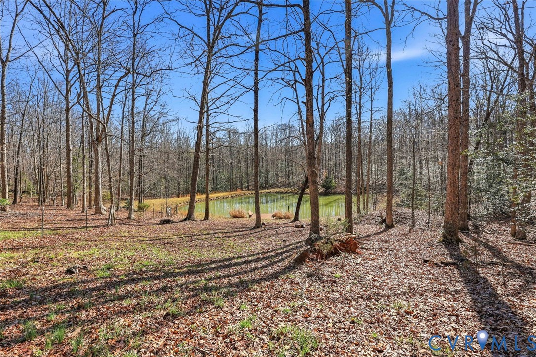 2410 Gobbler Ridge Rd