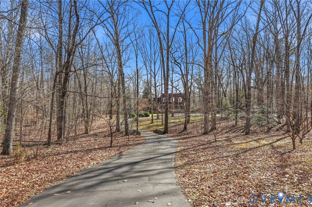 2410 Gobbler Ridge Rd