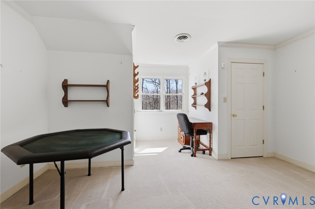 2410 Gobbler Ridge Rd