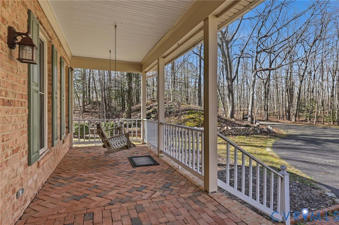 2410 Gobbler Ridge Rd