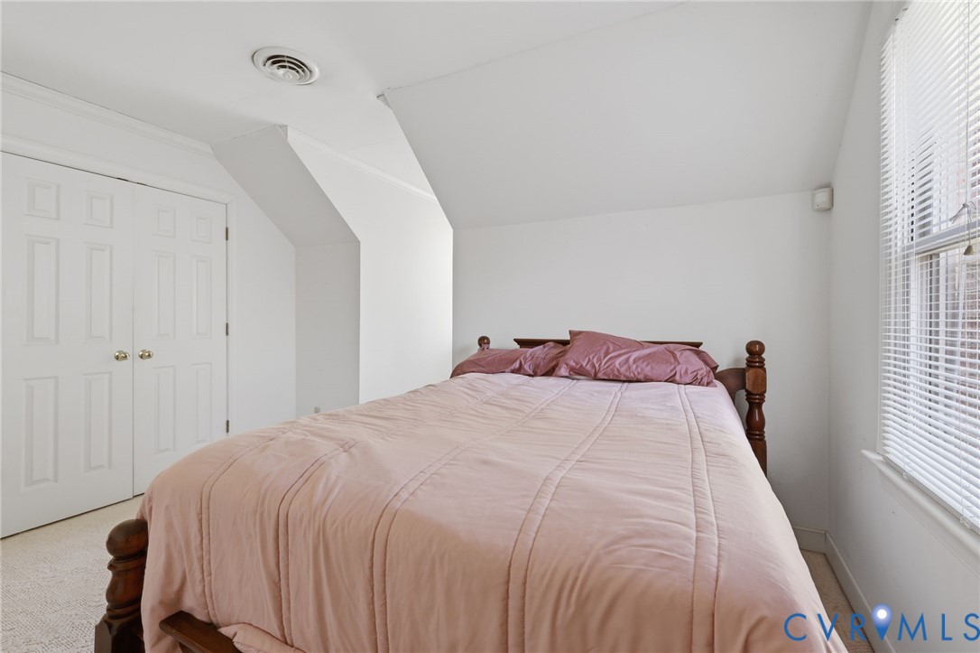 2410 Gobbler Ridge Rd