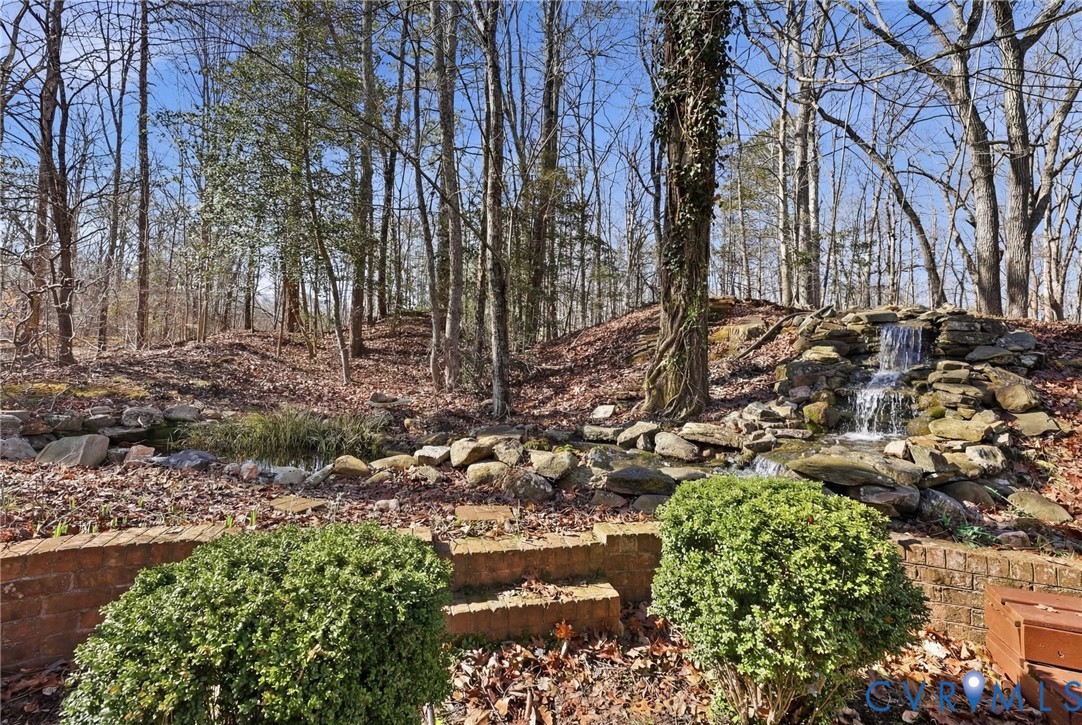 2410 Gobbler Ridge Rd