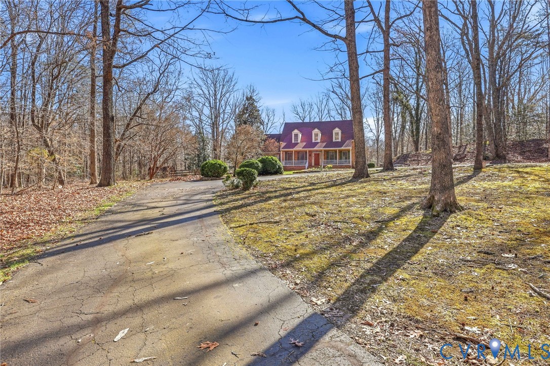 2410 Gobbler Ridge Rd