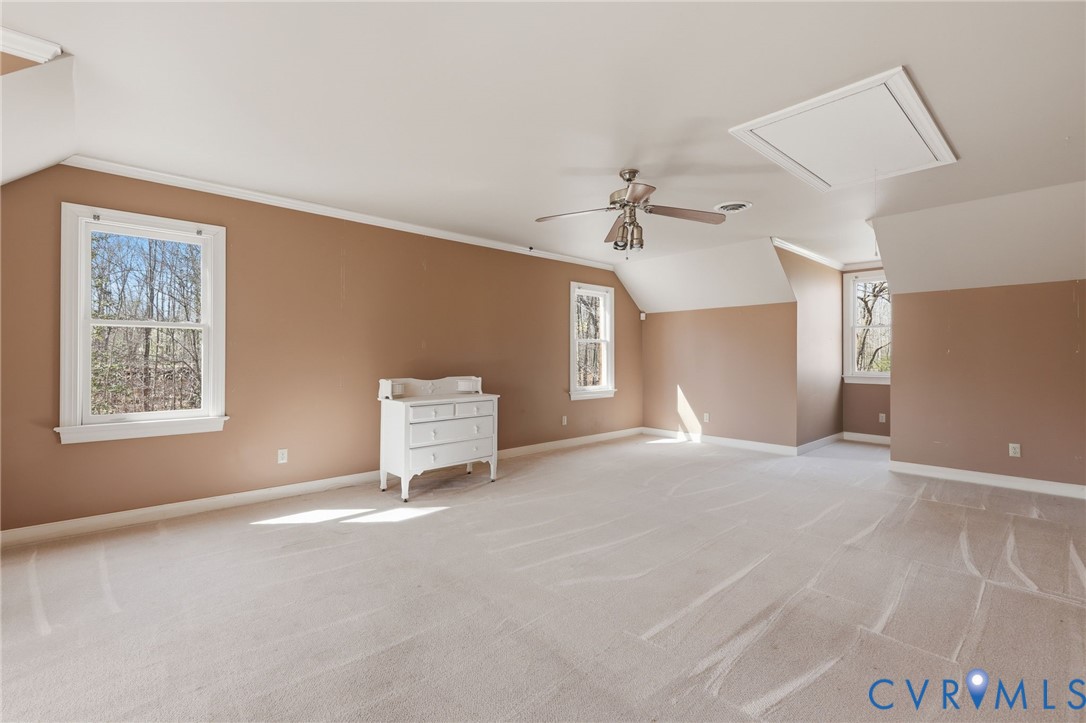 2410 Gobbler Ridge Rd