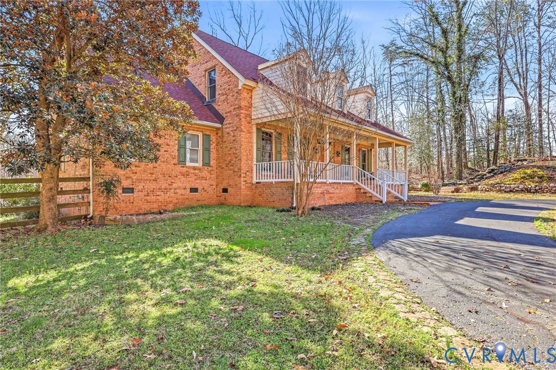 2410 Gobbler Ridge Rd
