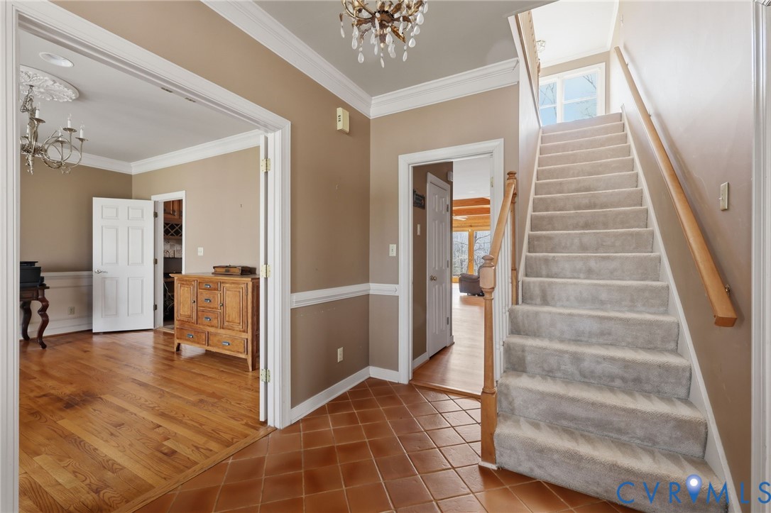 2410 Gobbler Ridge Rd