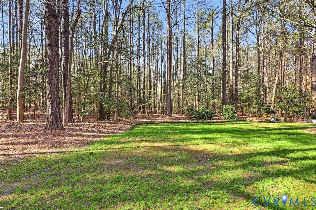 8543 Brechin Ln