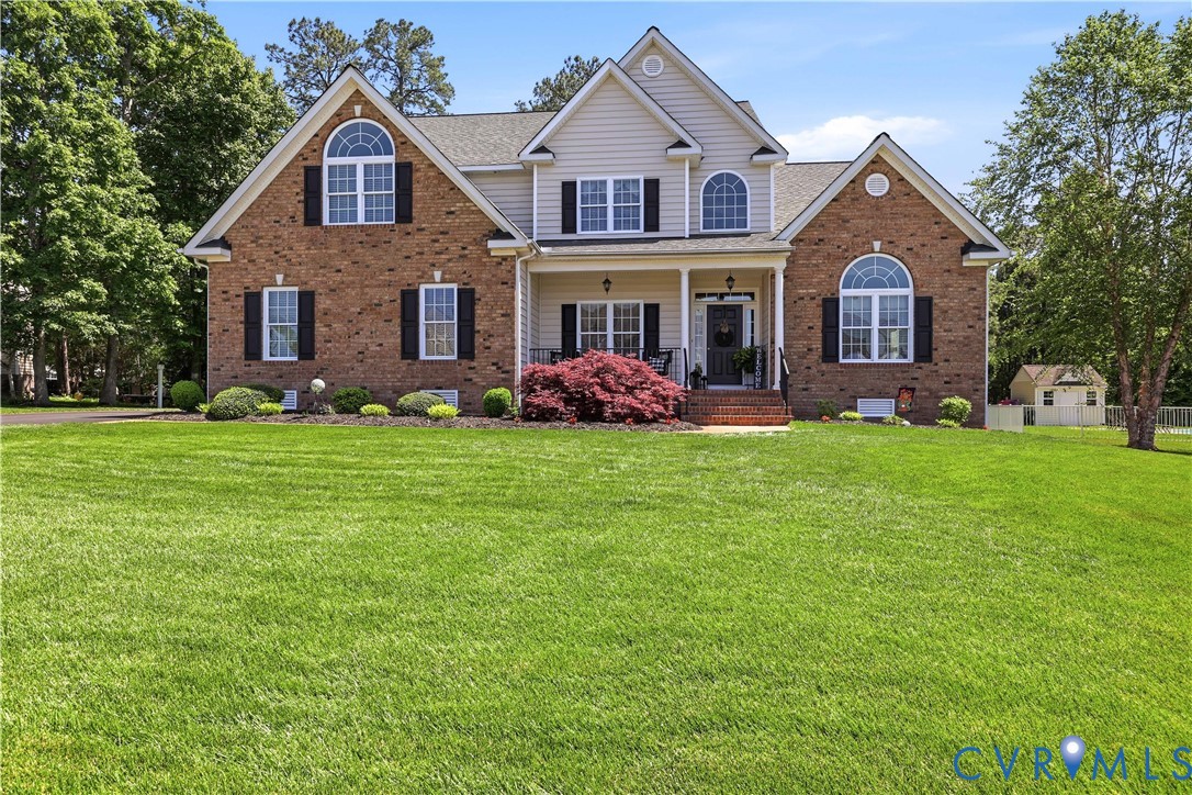 15249 Willow Hill Ln