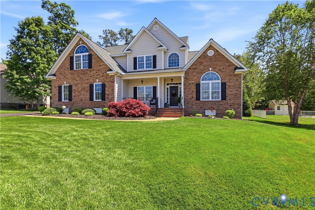 15249 Willow Hill Ln