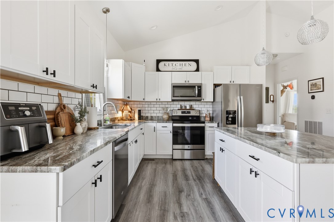 235 Stoney Point Rd