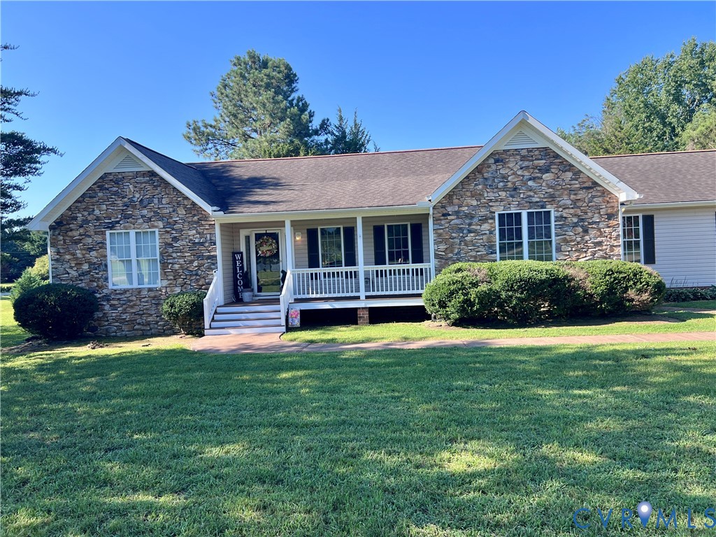 2301 Graceland Dr
