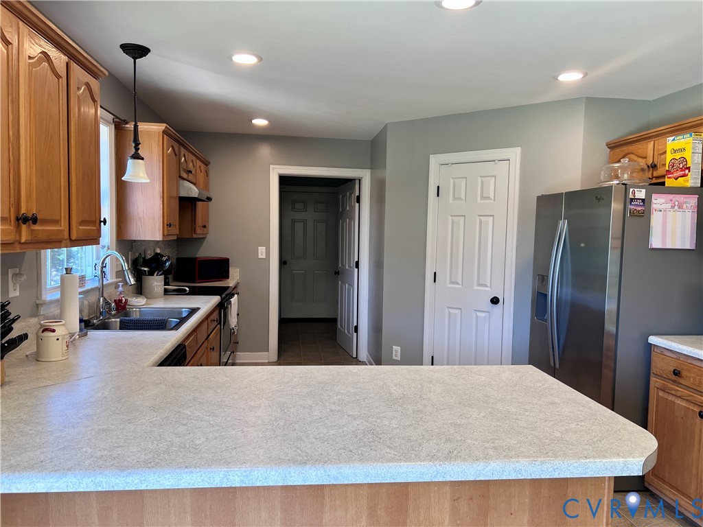 2301 Graceland Dr