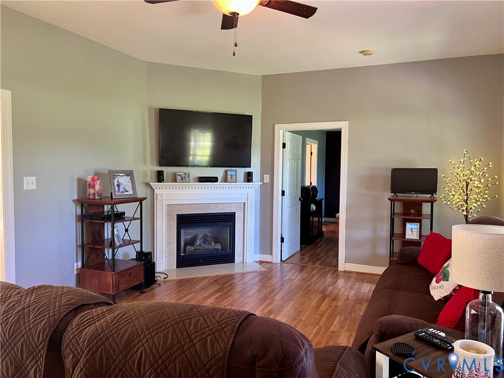 2301 Graceland Dr
