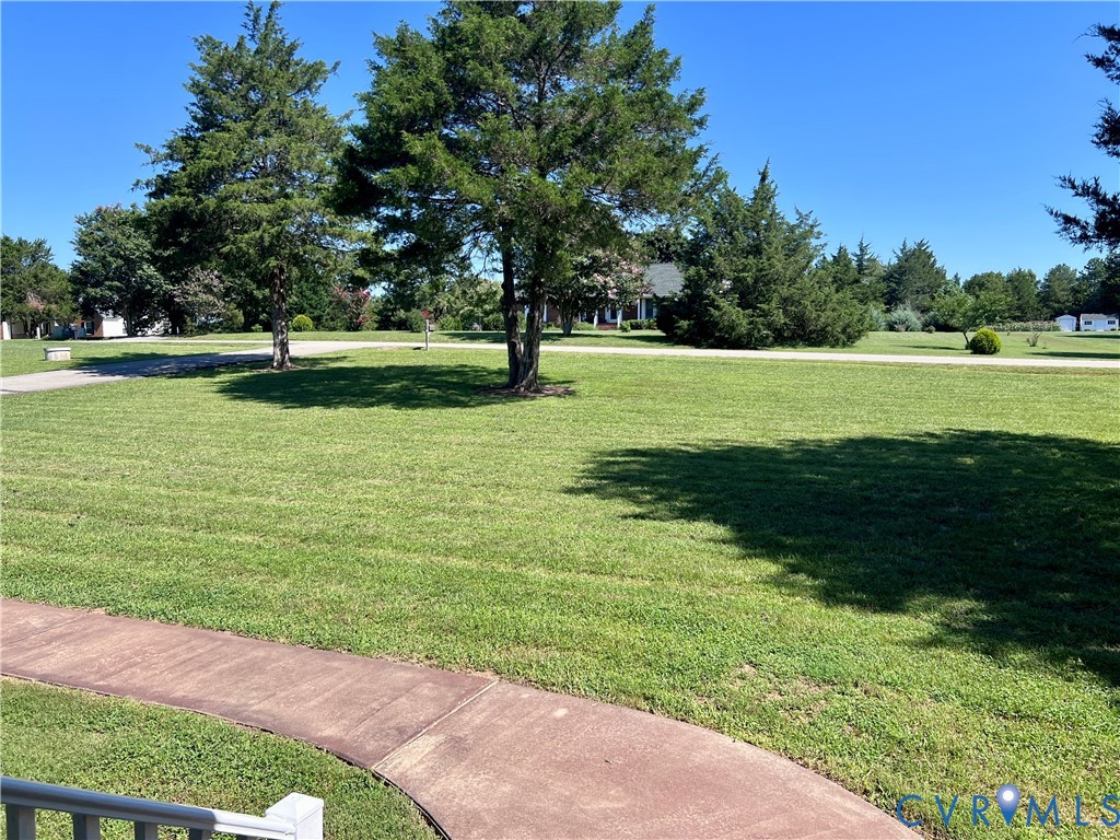 2301 Graceland Dr