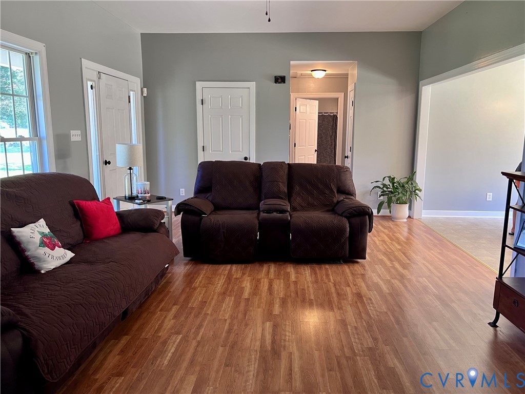 2301 Graceland Dr