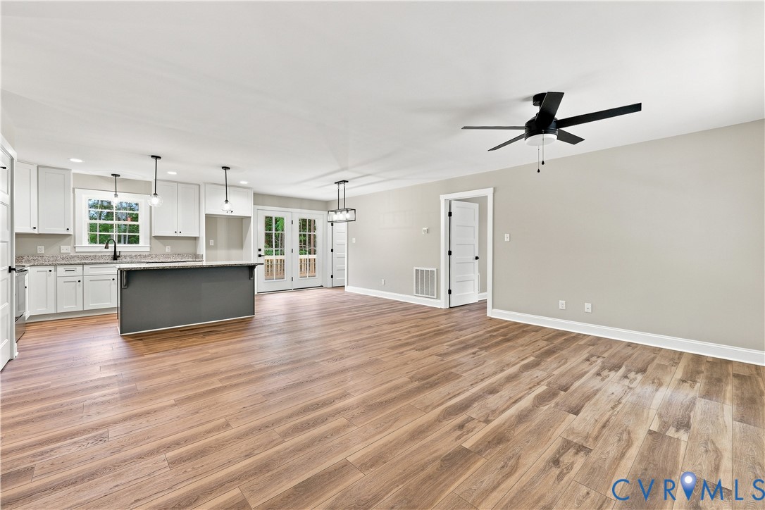 42 Clinton Farm Ct