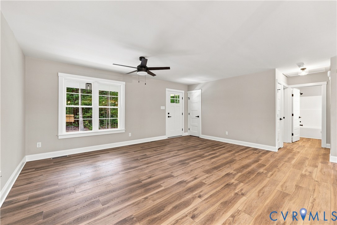 42 Clinton Farm Ct