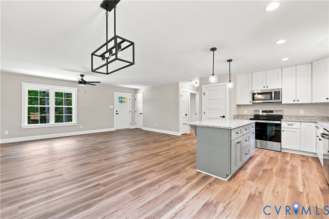 42 Clinton Farm Ct