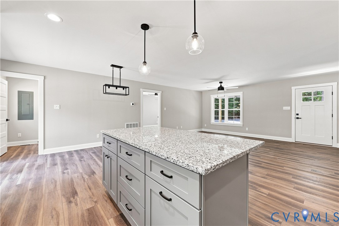 42 Clinton Farm Ct