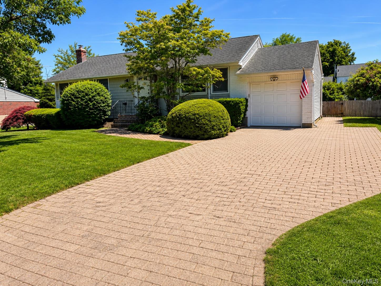 16 Clay Pitts Road