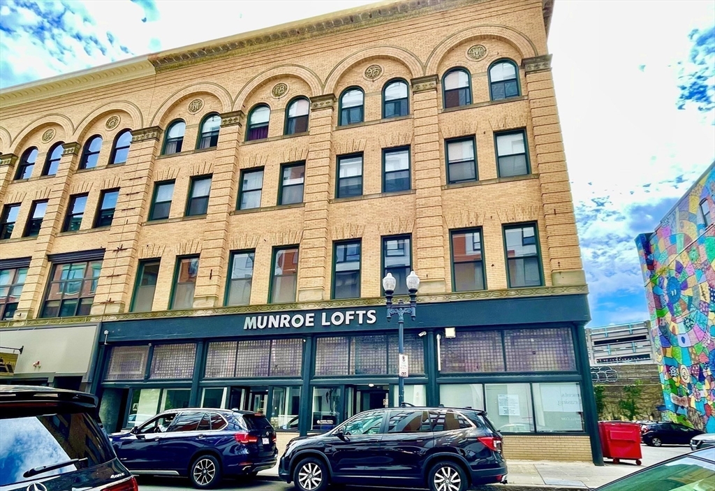 49 Munroe St # 201