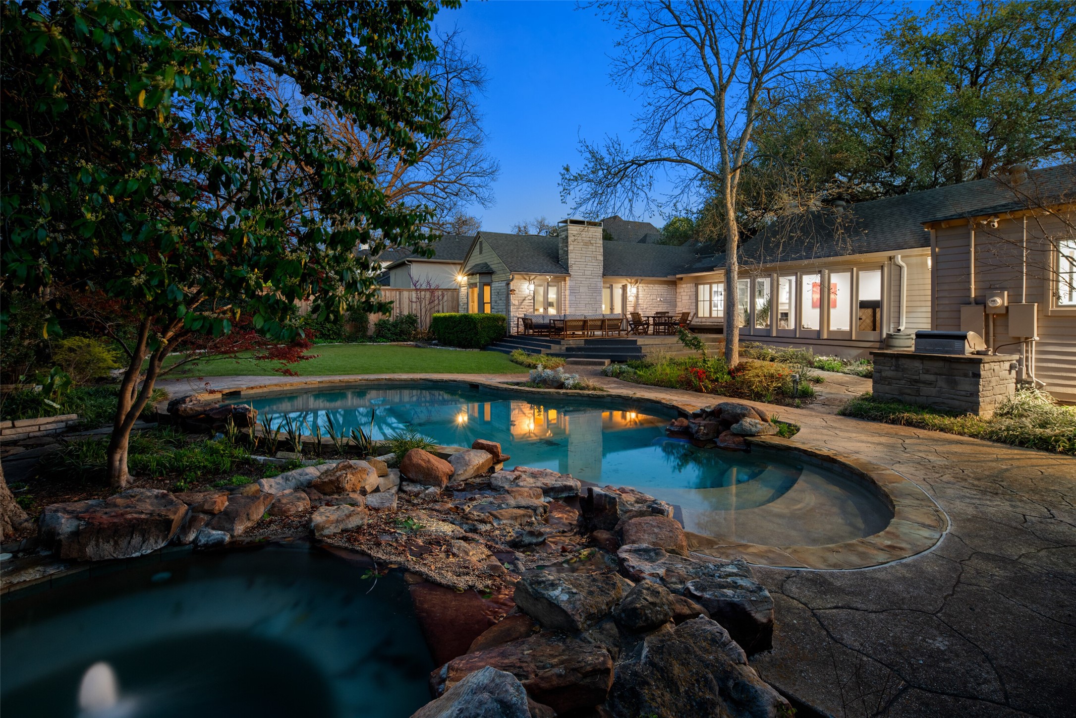 6203 Waggoner Drive