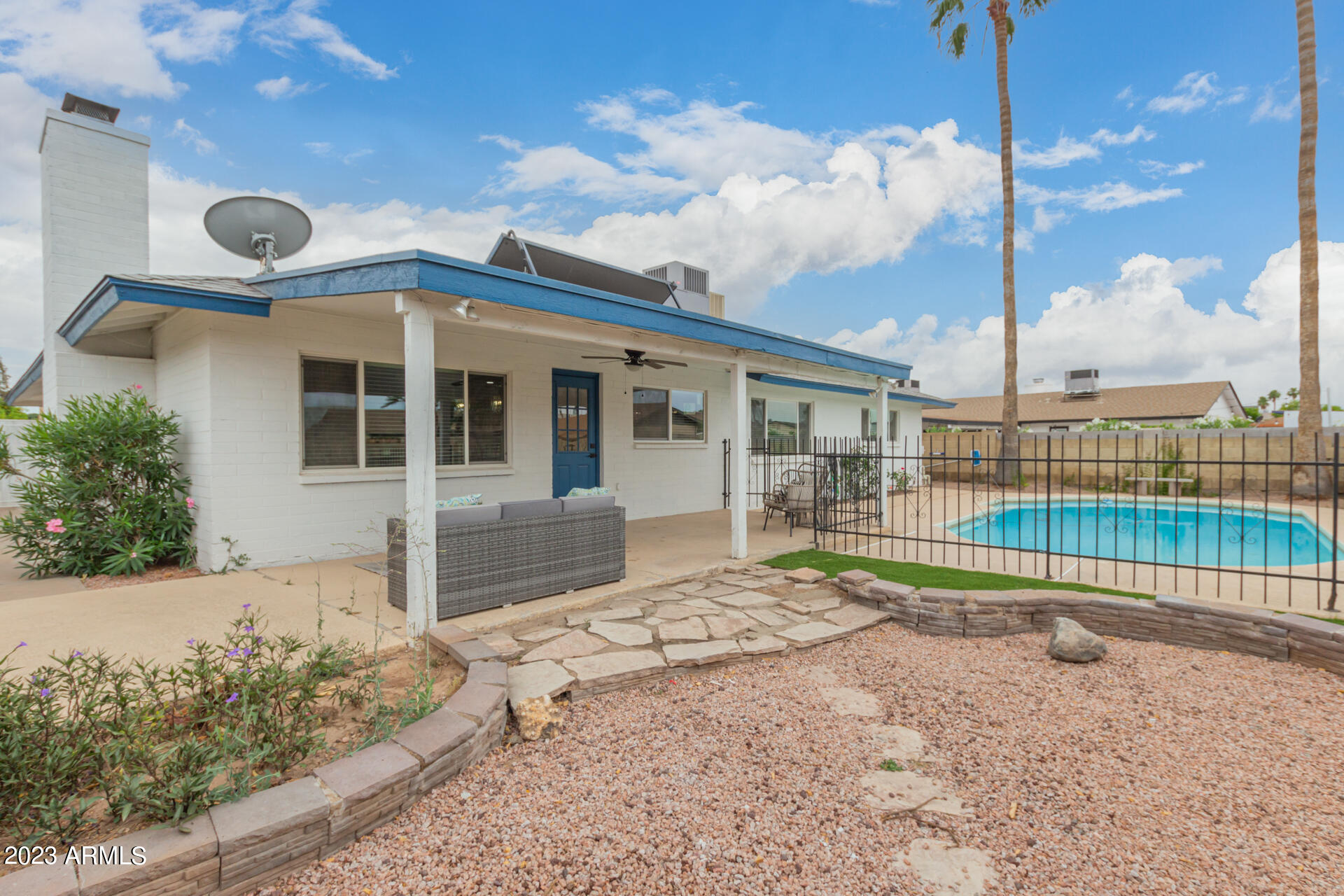 2020 E WATSON Drive