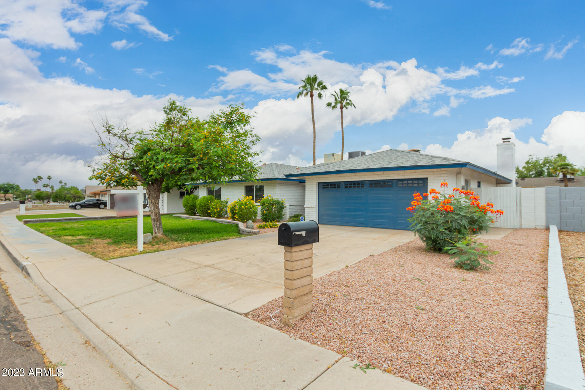 2020 E WATSON Drive