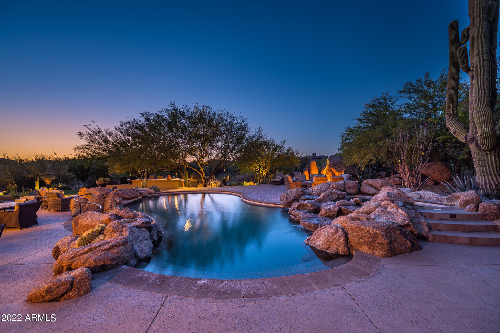 8472 E MOONLIGHT Pass