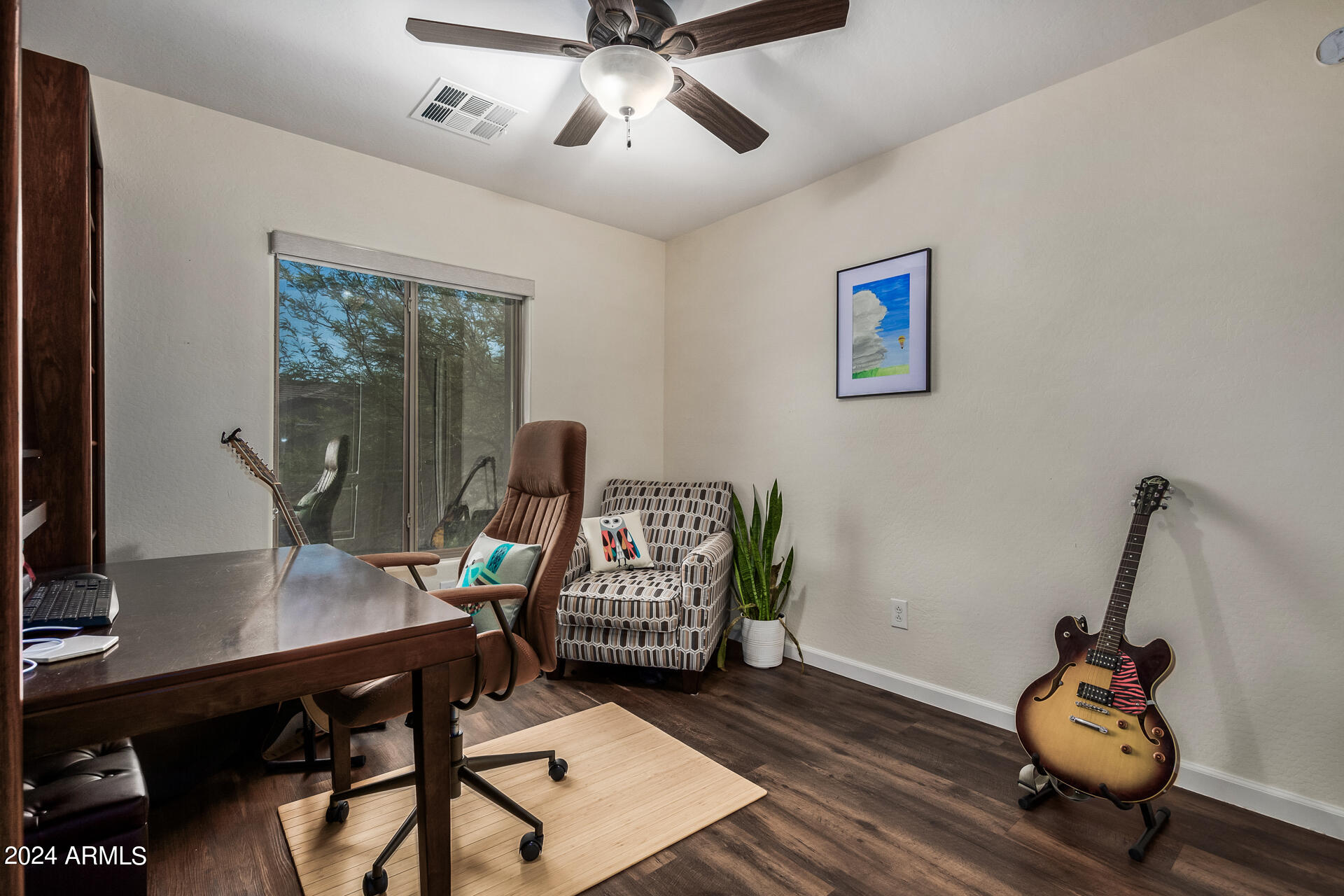 2356 W BARWICK Drive