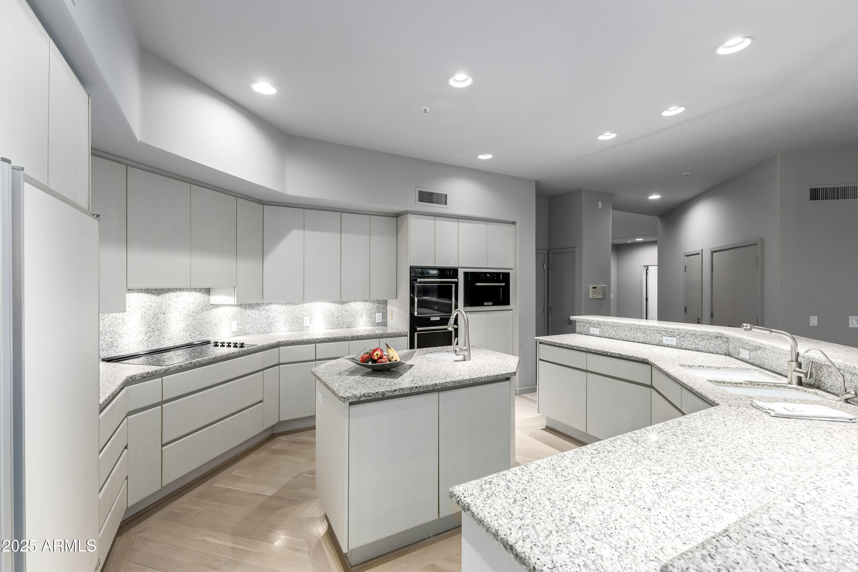 7873 E GOLD DUST Avenue