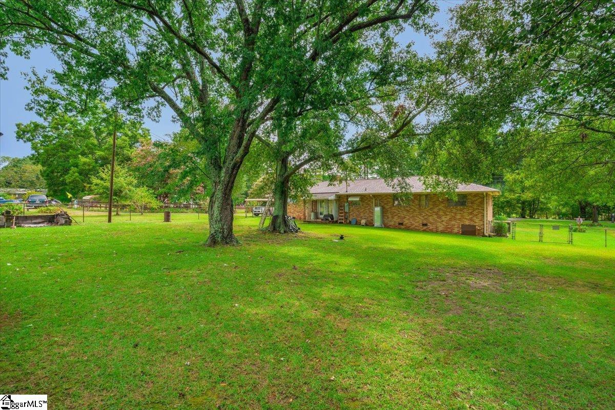 107 Whitten Road